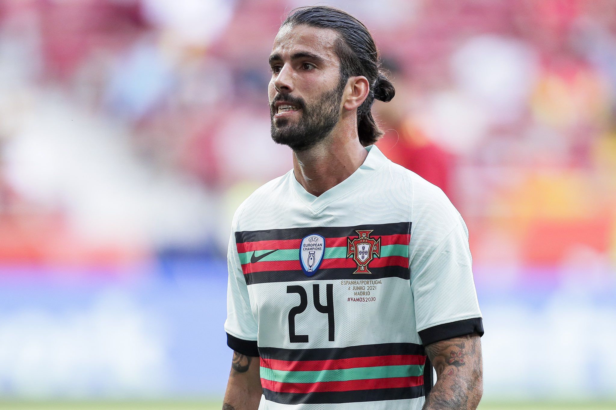 在主场展现 在主场展现